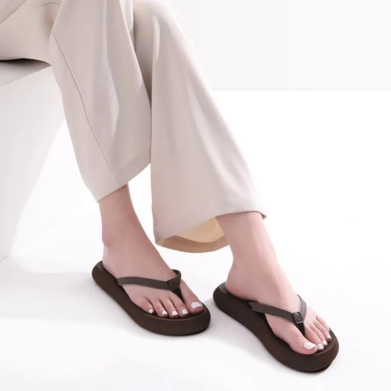 Arch Support Flip Flops