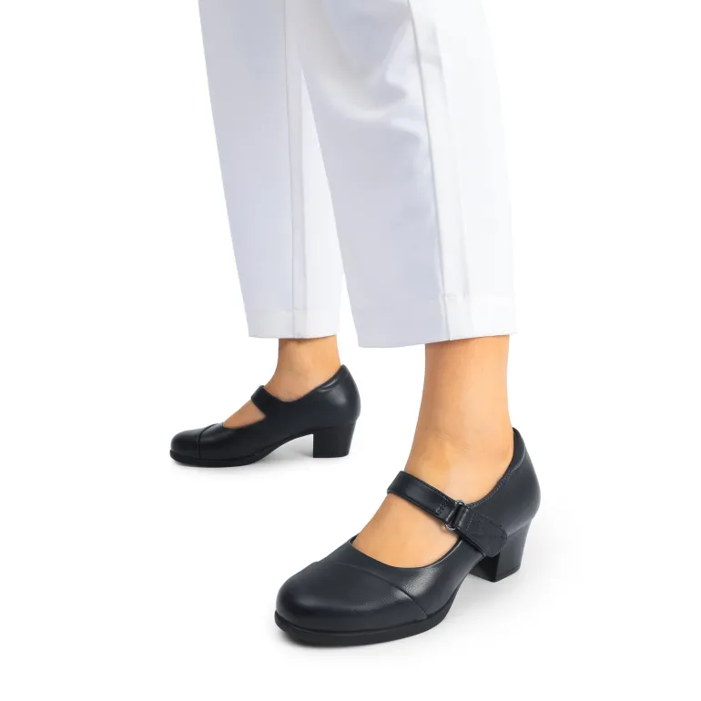 Ascenelle Arch Support Block Mary Jane Pumps