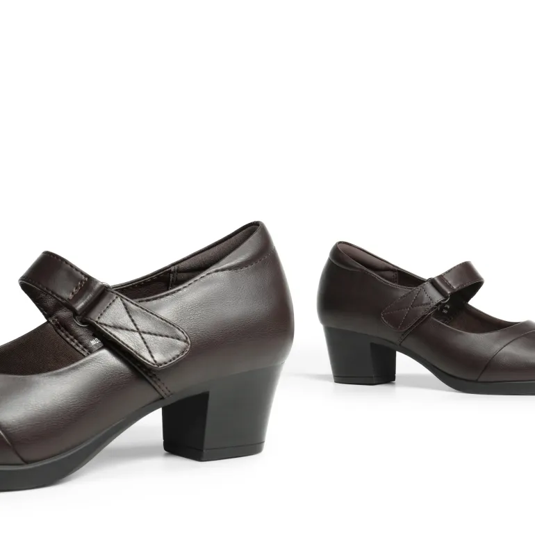 Ascenelle Arch Support Block Mary Jane Pumps