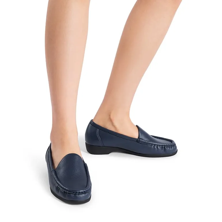 Ascenelle Comfortable Foldable Slip on Loafers
