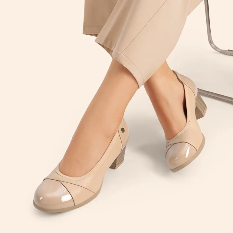 Ascenelle Comfortable Low-Heel Memory Foam Pumps