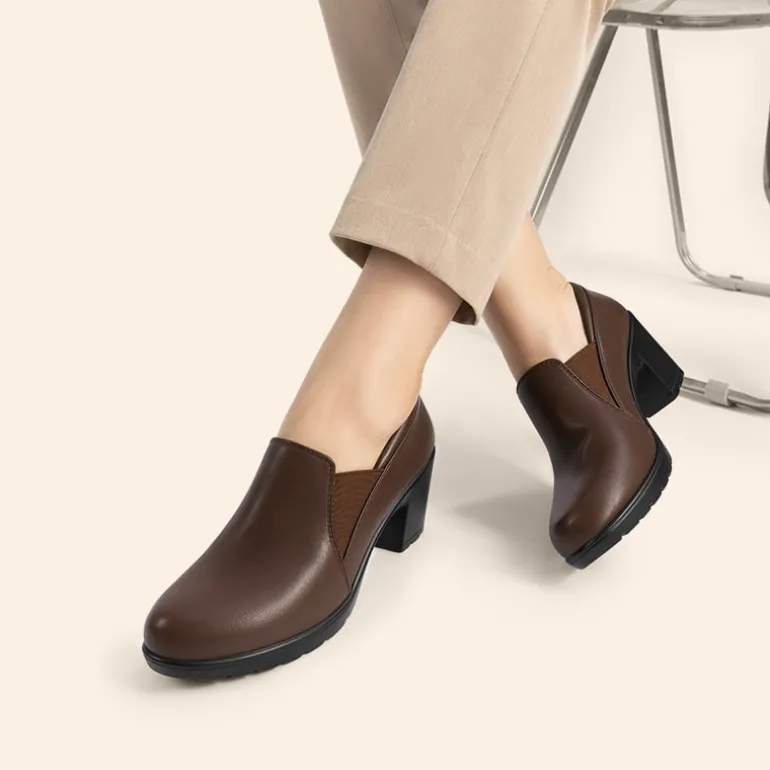 Ascenelle Comfortable Round Toe Block Heel Pumps