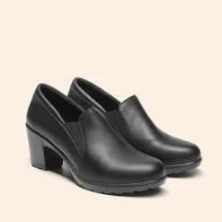 Ascenelle Comfortable Round Toe Block Heel Pumps