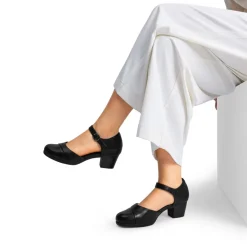 Ascenelle Comfortable Strap Low Block Heel Pumps