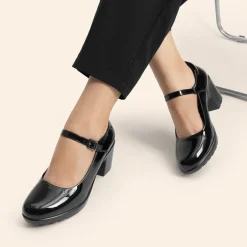 Ascenelle Round Toe Mary Jane Pumps - Edenia