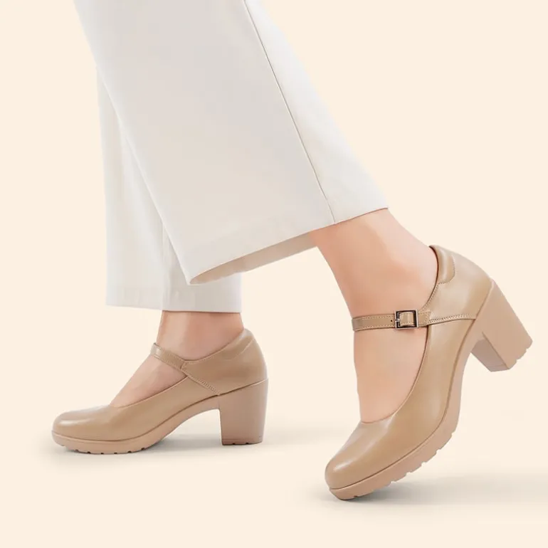 Ascenelle Round Toe Mary Jane Pumps - Edenia