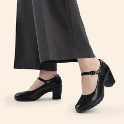 Ascenelle Round Toe Mary Jane Pumps - Edenia