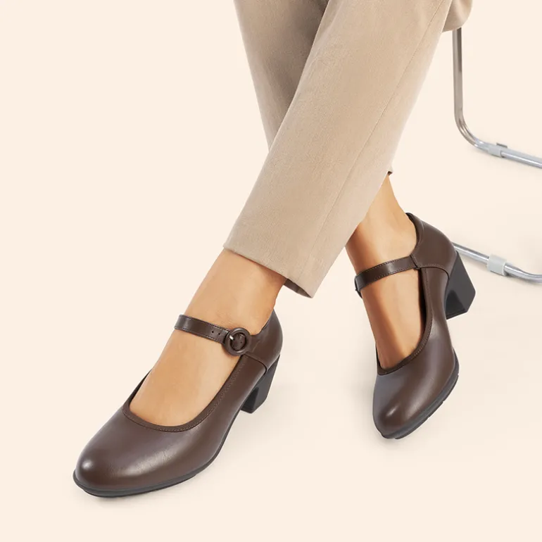 Ascenelle Slip-Resistant Arch Support Mary Jane Pumps
