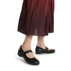 Ascenelle Wide-Toe Comfort Chic Flats