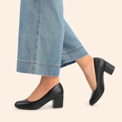 Ascenelle Wide-Toe Non-slip Arch Support Cushioned Pumps