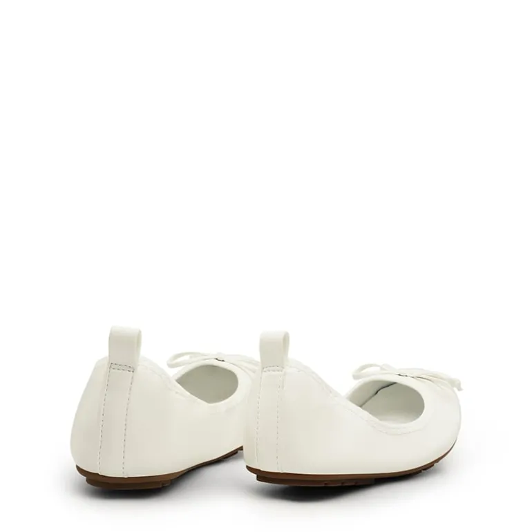 Ascenelle Women’s Wide-Toe Ballet Flats with Arch Support