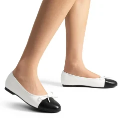 Bow Dual-tone Cap Toe Flats