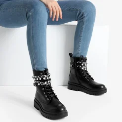 Chains Pearl Chunky Lug Sole Boots