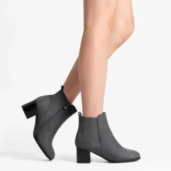 Chelsea Chunky Block Heel Booties