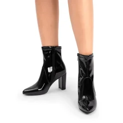 Chic Chunky Heel Ankle Boots