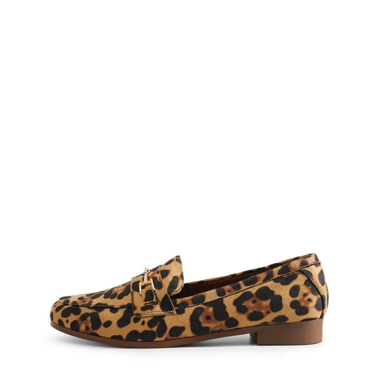 Chic Metallic Detail Loafers