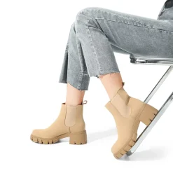 Chunky Lug Sole Chelsea Boots
