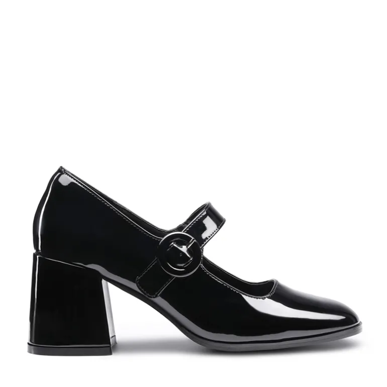 Chunky Mary Jane Pumps