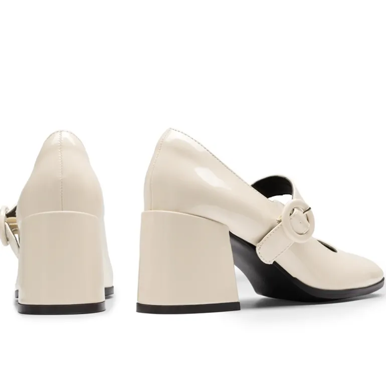 Chunky Mary Jane Pumps