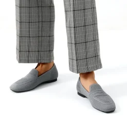 Cushioned Square Toe Knit Loafers