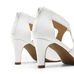 Cutout Pointy Toe Kitten Heel Pumps