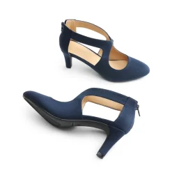 Cutout Pointy Toe Kitten Heel Pumps