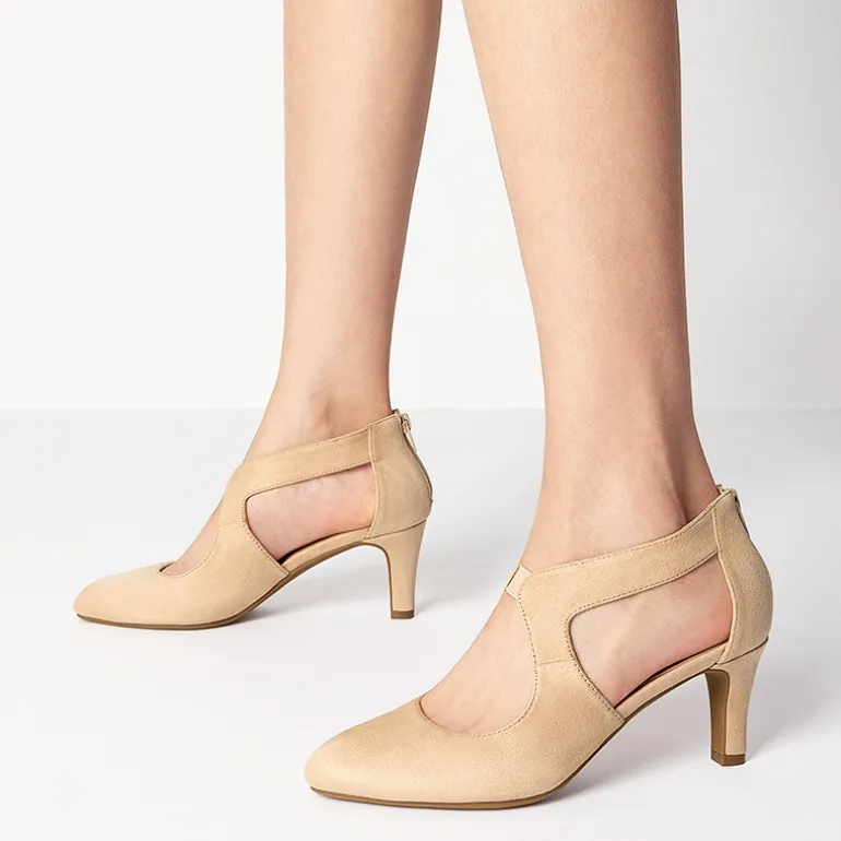 Cutout Pointy Toe Kitten Heel Pumps