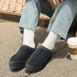[FuzzyEasy Women's Platform Slip-on] Plush Fur-Lined Winter Platform Slippers