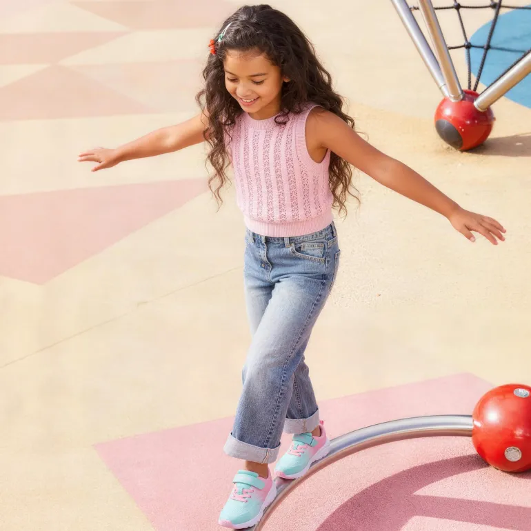 Girls’ Running Shoes with Hook-and-Loop Closure