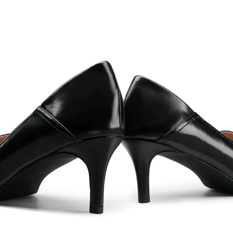 Horsebit Detail Pointed Toe Kitten Heel Pumps
