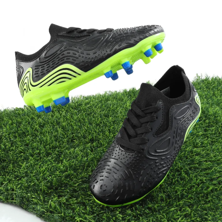 Kids Contoured Upper Soccer Shoes