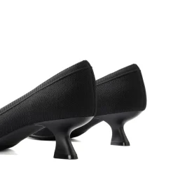 Knitted Pointed-Toe Kitten Heels