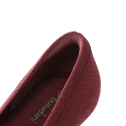 Knitted Pointed-Toe Kitten Heels