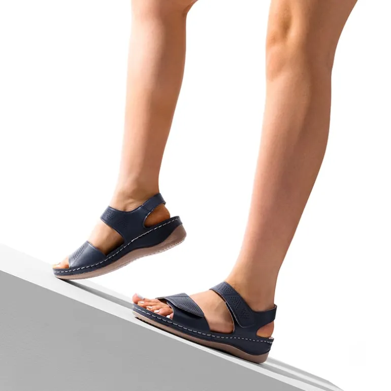 Lightweight Hook-and-loop Straps Sandals