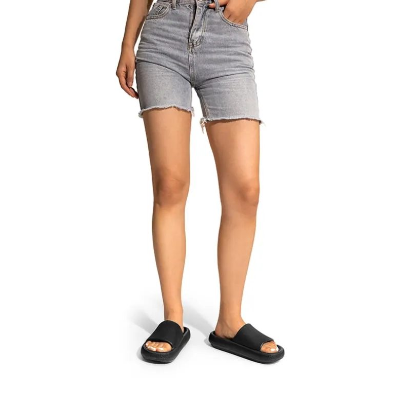 Lightweight Responsive Footbed Slippers