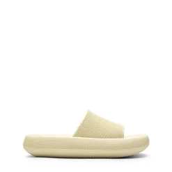 Lightweight Responsive Footbed Slippers