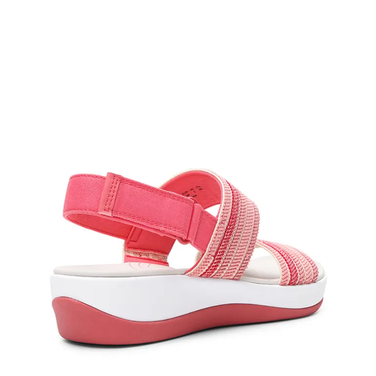 Lightweight Soft Footbed Walking Sandals