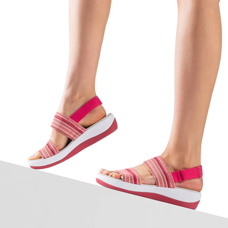 Lightweight Soft Footbed Walking Sandals