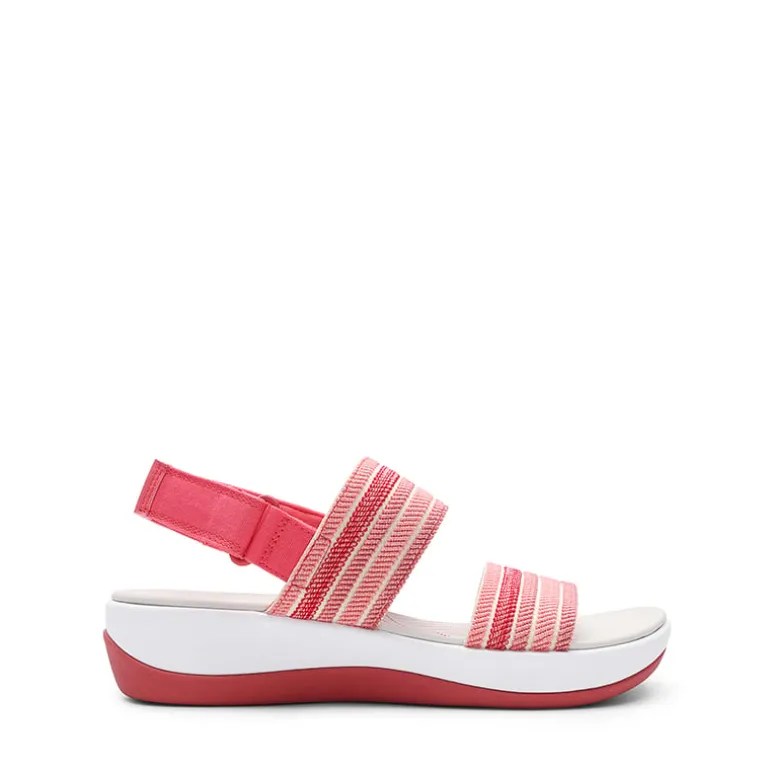 Lightweight Soft Footbed Walking Sandals