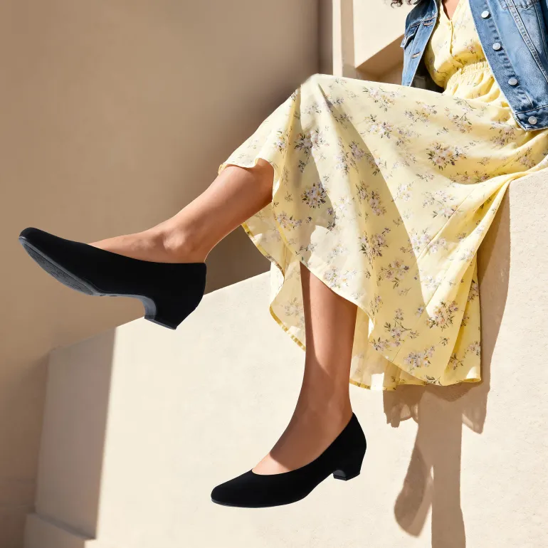 Low Heel Chunky Pump Shoes