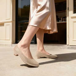 Low Heel Chunky Pump Shoes