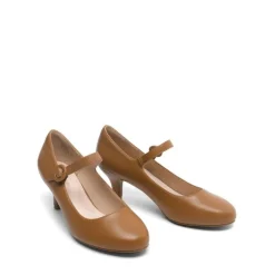 Low Kitten Heel Mary Jane Pumps