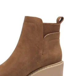 Lug Outsole Pull-On Chelsea Boots