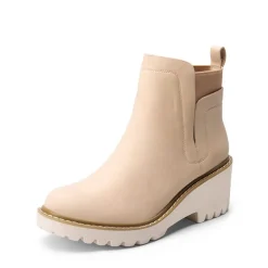 Lug Outsole Pull-On Chelsea Boots