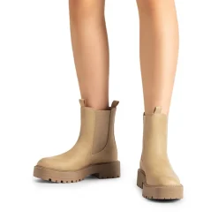 Lug-Sole Slip-on Chelsea boots