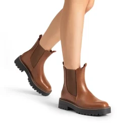Lug-Sole Slip-on Chelsea boots