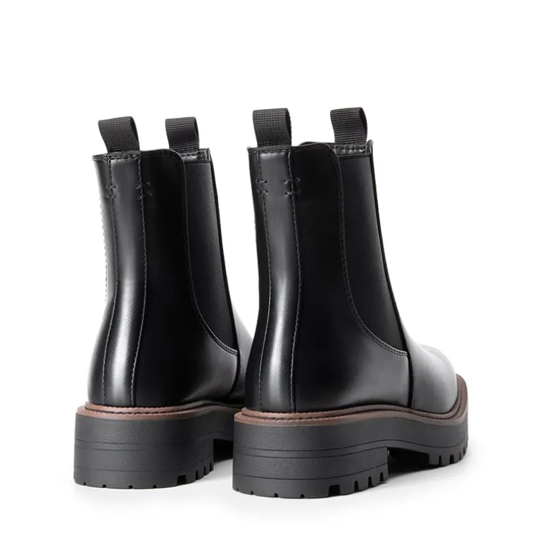Lug-Sole Slip-on Chelsea boots