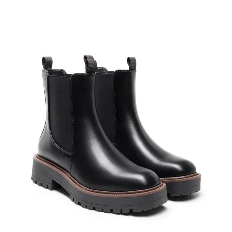 Lug-Sole Slip-on Chelsea boots