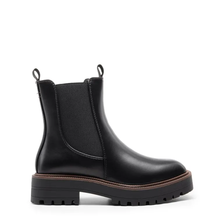 Lug-Sole Slip-on Chelsea boots