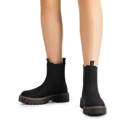 Lug-Sole Slip-on Chelsea boots